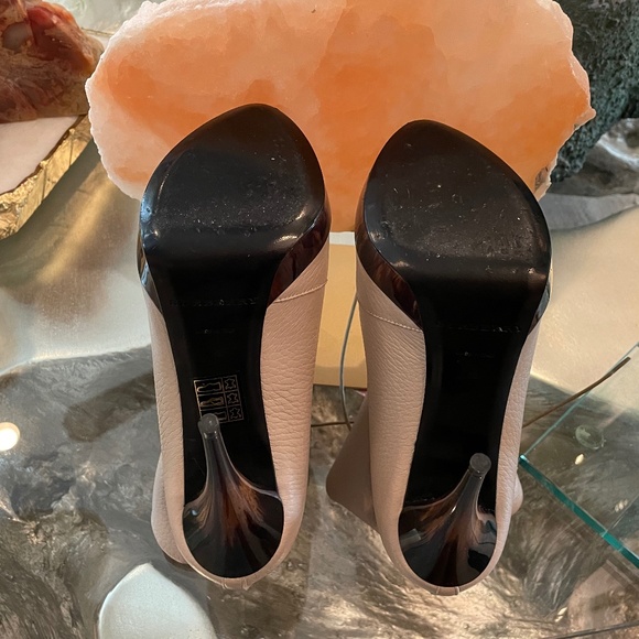 Authentic Burberry Horn Jenkin 115 ankle boot - Picture 3 of 5